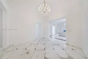 55 Lagorce Cir, Miami Beach, FL 33141 - Photo 3