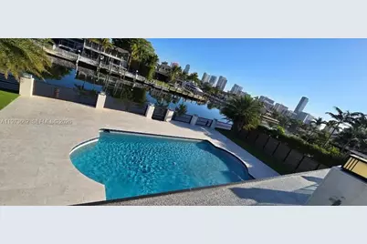 406 Holiday Dr, Hallandale Beach, FL 33009 - Photo 41