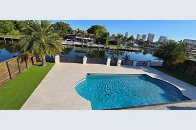 406 Holiday Dr, Hallandale Beach, FL 33009 - Photo 27