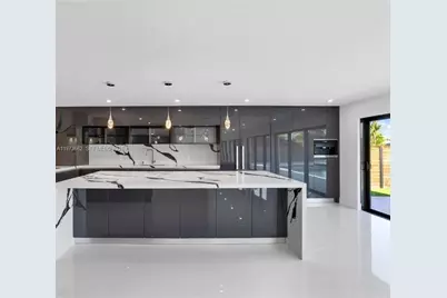 406 Holiday Dr, Hallandale Beach, FL 33009 - Photo 9