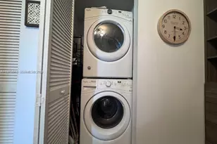 5252 NW 85th Ave, Doral, FL 33166 - Photo 11