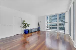 1155 Brickell Bay Dr, Miami, FL 33131 - Photo 11