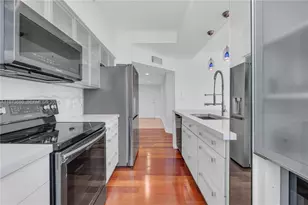 1155 Brickell Bay Dr, Miami, FL 33131 - Photo 17