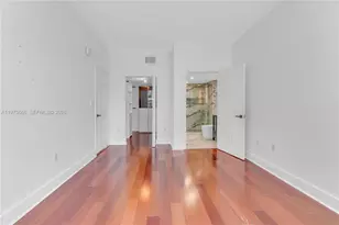 1155 Brickell Bay Dr, Miami, FL 33131 - Photo 23