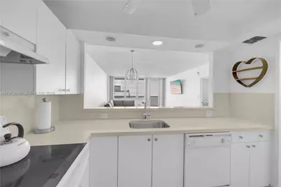 3725 S Ocean Dr #905, Hollywood, FL 33019 - Photo 17