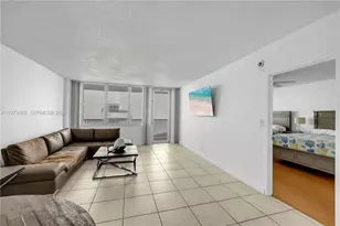 3725 S Ocean Dr, Hollywood, FL 33019 - Photo 9