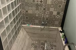 5632 Bolivia, , FL 1419 - Photo 5