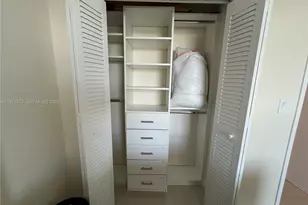 3731 N Country Club Dr, Aventura, FL 33180 - Photo 13