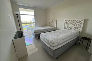 3731 N Country Club Dr, Aventura, FL 33180 - Photo 15