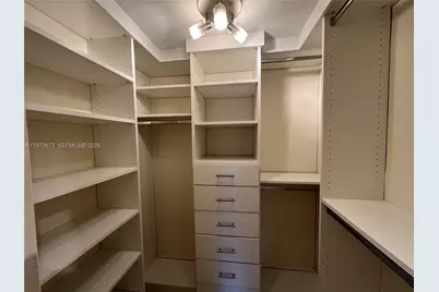 3731 N Country Club Dr #1424, Aventura, FL 33180 - Photo 9