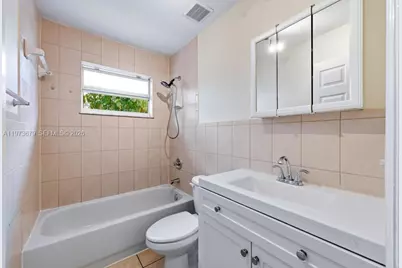 3072 NW 14th St #1, Miami, FL 33125 - Photo 17