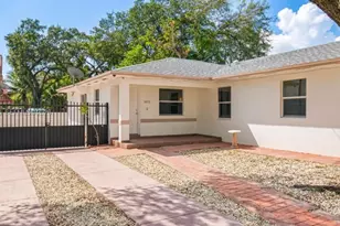 3072 NW 14th St, Miami, FL 33125 - Photo 1