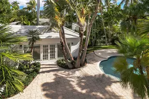 6675 Roxbury Ln, Miami Beach, FL 33141 - Photo 13