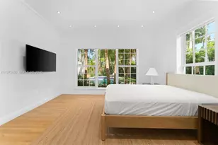 6675 Roxbury Ln, Miami Beach, FL 33141 - Photo 25