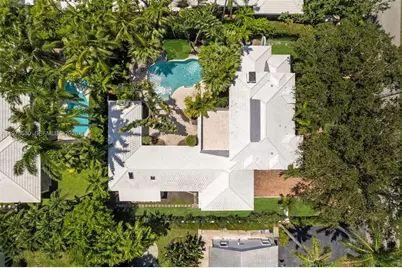 6675 Roxbury Ln, Miami Beach, FL 33141 - Photo 1