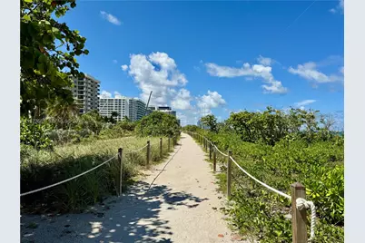 9225 Collins Ave #1010, Surfside, FL 33154 - Photo 25