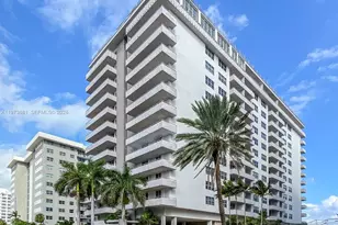 9225 Collins Ave, Surfside, FL 33154 - Photo 25
