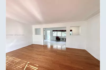 845 Fairway Dr, Miami Beach, FL 33141 - Photo 3