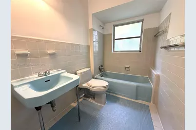 845 Fairway Dr, Miami Beach, FL 33141 - Photo 19