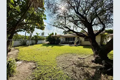 845 Fairway Dr, Miami Beach, FL 33141 - Photo 23