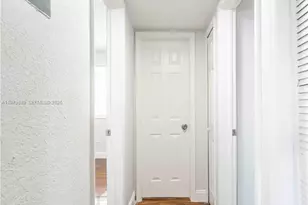 75 S Shore Dr, Miami Beach, FL 33141 - Photo 11