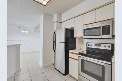 3400 192nd St #1811, Aventura, FL 33180 - Photo 15