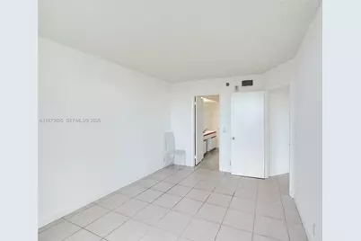 3400 192nd St #1811, Aventura, FL 33180 - Photo 19