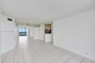 3400 192nd St, Aventura, FL 33180 - Photo 11