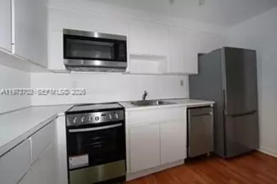 1051 Meridian Ave #1I, Miami Beach, FL 33139 - Photo 3
