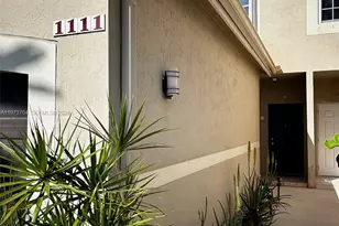 1111 Sorrento Dr, Weston, FL 33326 - Photo 3