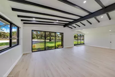 6260 Plantation Rd, Plantation, FL 33317 - Photo 7