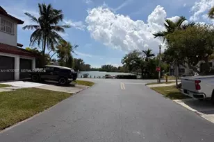 20965 SW 84th Ave, Cutler Bay, FL 33189 - Photo 3