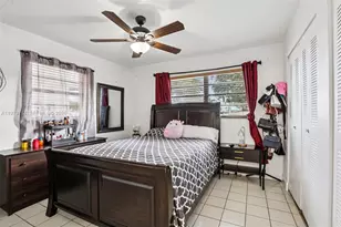 5930 W 25th Ct, Hialeah, FL 33016 - Photo 21