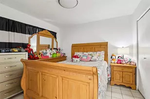 5930 W 25th Ct, Hialeah, FL 33016 - Photo 17