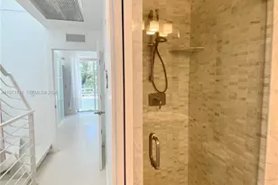 1600 Michigan Ave, Miami Beach, FL 33139 - Photo 11