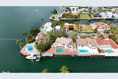 3226 NE 168th St, North Miami Beach, FL 33160 - Photo 45