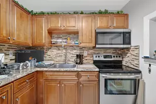 8851 Sunrise Lakes Blvd, Sunrise, FL 33322 - Photo 7