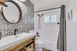 9417 NW 72nd St, Tamarac, FL 33321 - Photo 13