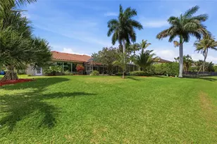 158 Dockside Cir, Weston, FL 33327 - Photo 41