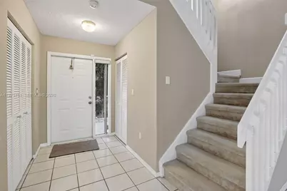 12665 NW 11th Ct, Sunrise, FL 33323 - Photo 7