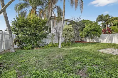 12665 NW 11th Ct, Sunrise, FL 33323 - Photo 39