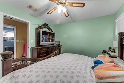 1613 NW 16th St #E, Miami, FL 33125 - Photo 9