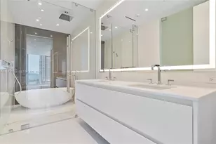 300 Biscayne Blvd Way, Miami, FL 33131 - Photo 43