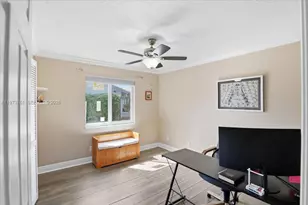 6520 Olde Moat Way, Davie, FL 33331 - Photo 33