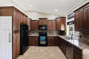 6520 Olde Moat Way, Davie, FL 33331 - Photo 21