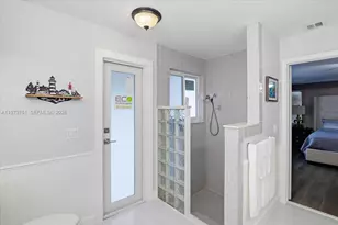 6520 Olde Moat Way, Davie, FL 33331 - Photo 41