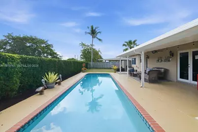 6520 Olde Moat Way, Davie, FL 33331 - Photo 45