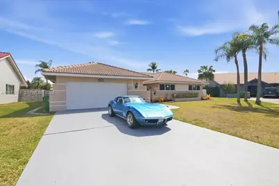 6520 Olde Moat Way, Davie, FL 33331 - Photo 53