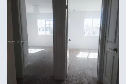 1363 NW 208th Ter, Miami Gardens, FL 33169 - Photo 31