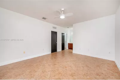 11115 W Okeechobee Rd #137, Hialeah Gardens, FL 33018 - Photo 23